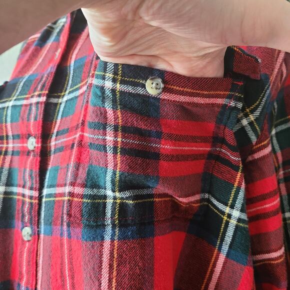 Old Navy Checked Women's The Boyfriend Shirt Button Up Sz‎ Medium Petite Preppy - Picture 6 of 13